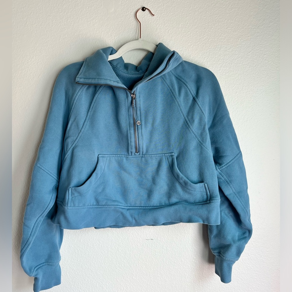 Lululemon Scuba Cropped Sweatshirt, size xs/s